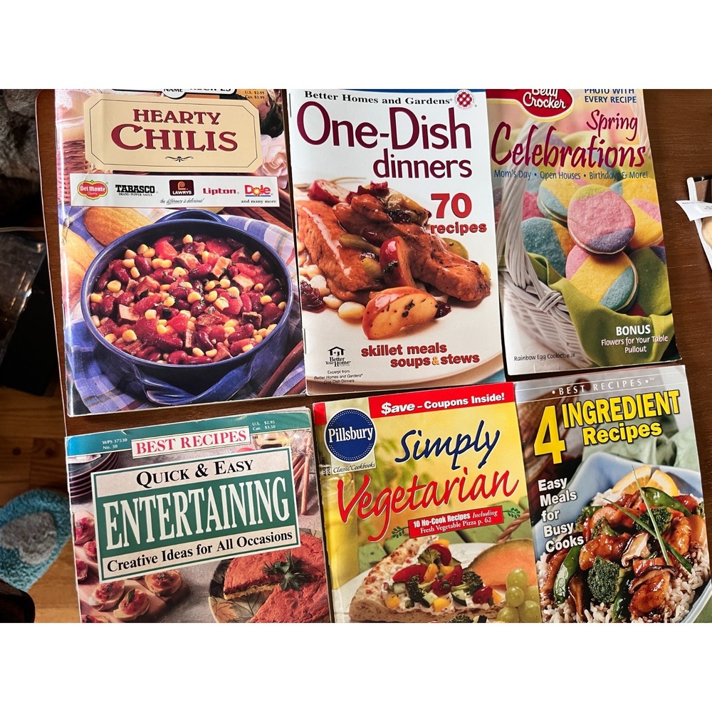 Lot of 6 Vintage  Recipe Booklets Cookbooks VTG Modern GREAT!
